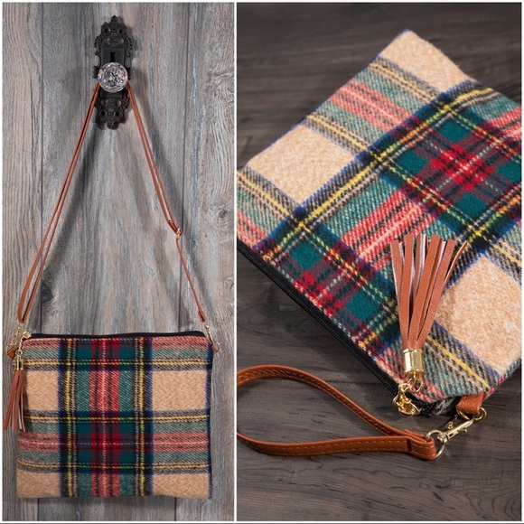 ✨LAST ONE✨Khaki Paid Flannel Crossbody-Clutch - Picture 2 of 5